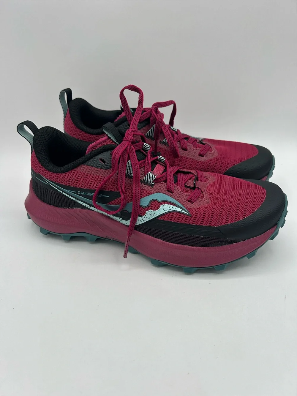 Saucony Trail S10838-16 Peregrine 13 Berry Red Trail Running Shoes Women's 7